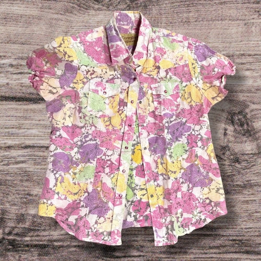 Cowgirl Legend Floral Paisley snap Button Down Top